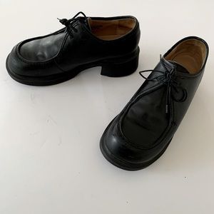 Vintage Docs black heeled oxfords